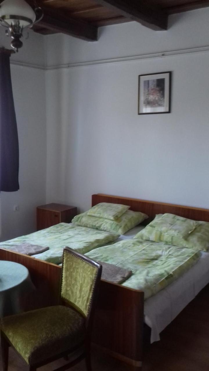 Hotel Kemences Vendeghaz Mikohaza Exteriér fotografie